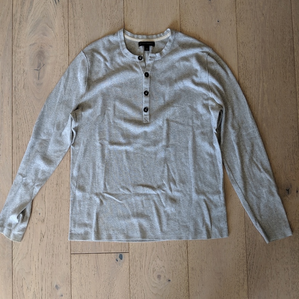 Banana Republic Men's Knit Henley